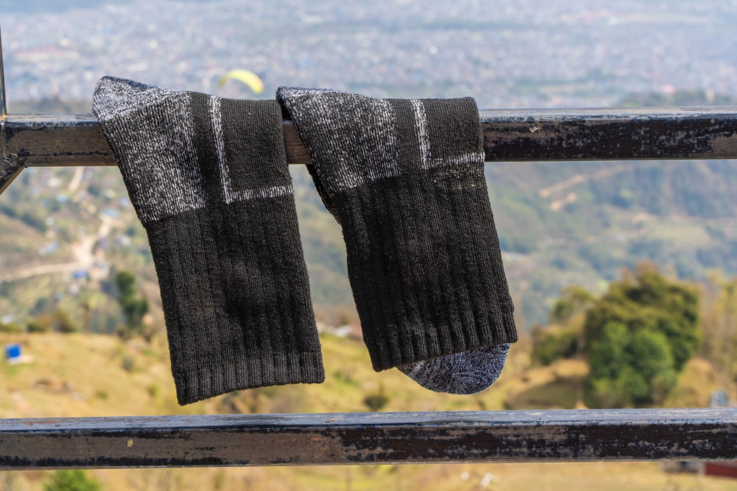 How to Choose Best Socks for Hiking of 2024