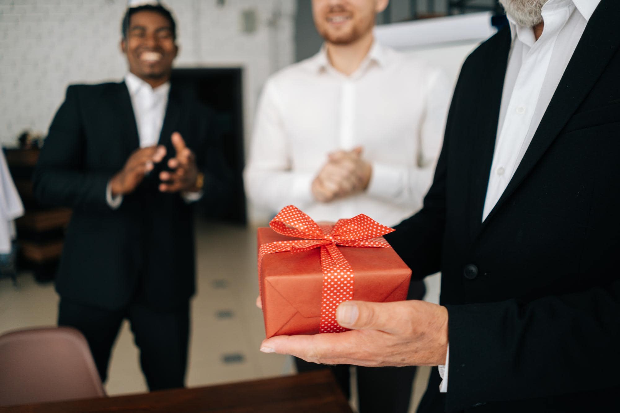 gifts for employees under $10